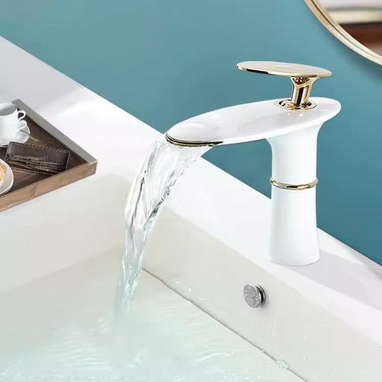 Home Hardware Bathroom Sinks - Grifo de lavabo de cascada, mezclador