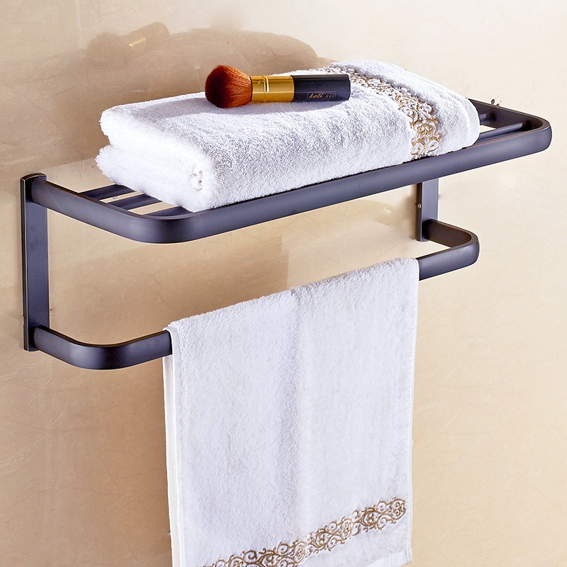 Toallero de latón de diseño el - Home Hardware Bathroom Lighting reseña y precio